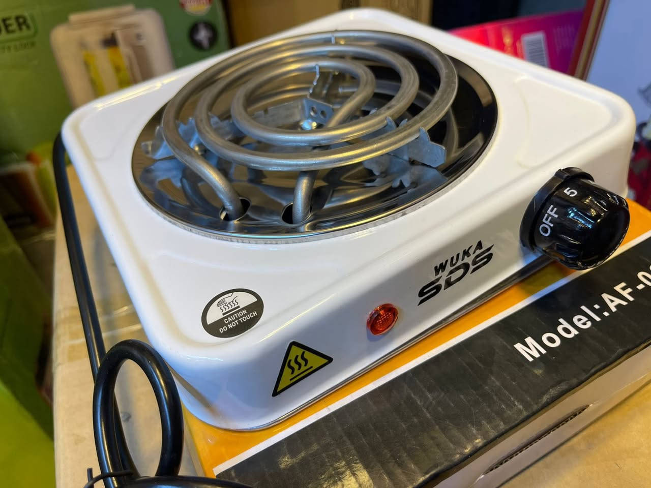 توفر هيتر حلزوني 
ماركة SDS 
1000W قدرة 

عدد الكارتون ١٢ قطعة 

السعر ٥٠ الف 
توصيل جميع محافضات العراق ٥ الف 

متوفر جمله ومفرد


**إذا كنت صاحب هذا الإعلان وتريد حذفه لأي سبب، رجاءا أرسل رسالة إلى الدعم الفني**