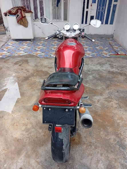 سلام عليكم بطح للبيع ربع دراجة نضيفة كلهة شغالة كلوبات اشاير كاملة دراجة بيهة صوت بل مكينة دراجة شغالة ترايك وين ماتريد سعر 400 وبيهة مجال او مراوس بيراني مكان ديالى شهربان الستفسار تصل ***********
