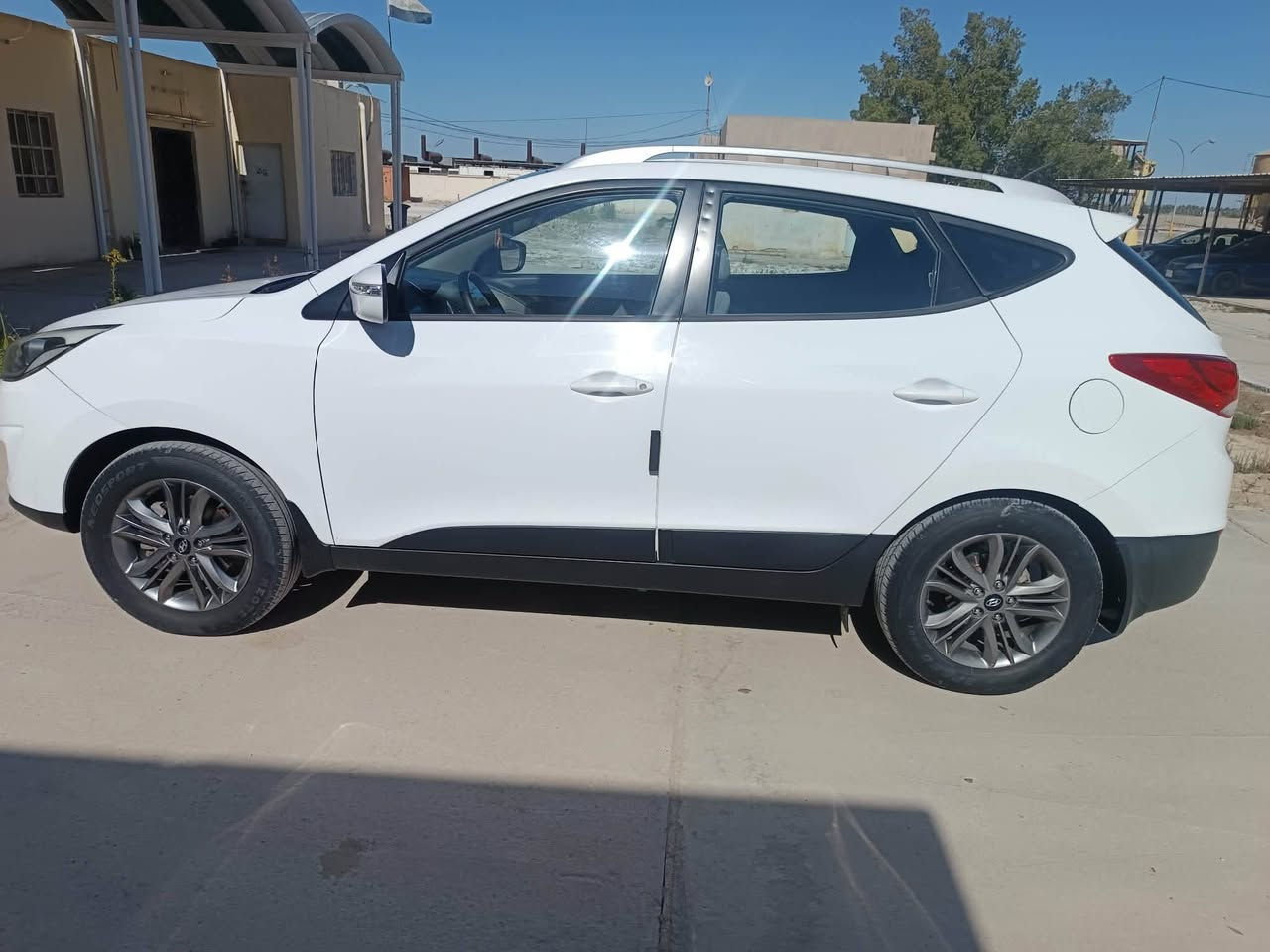 السلام عليكم توسان موديل 2015 خليجي مكفوله من الصبغ والباردة(كفاله عامه)بني راما ترهم مراوس وبيع السعر165 وبيها مجال الاتصال ***********/***********(مكانها الحله)
