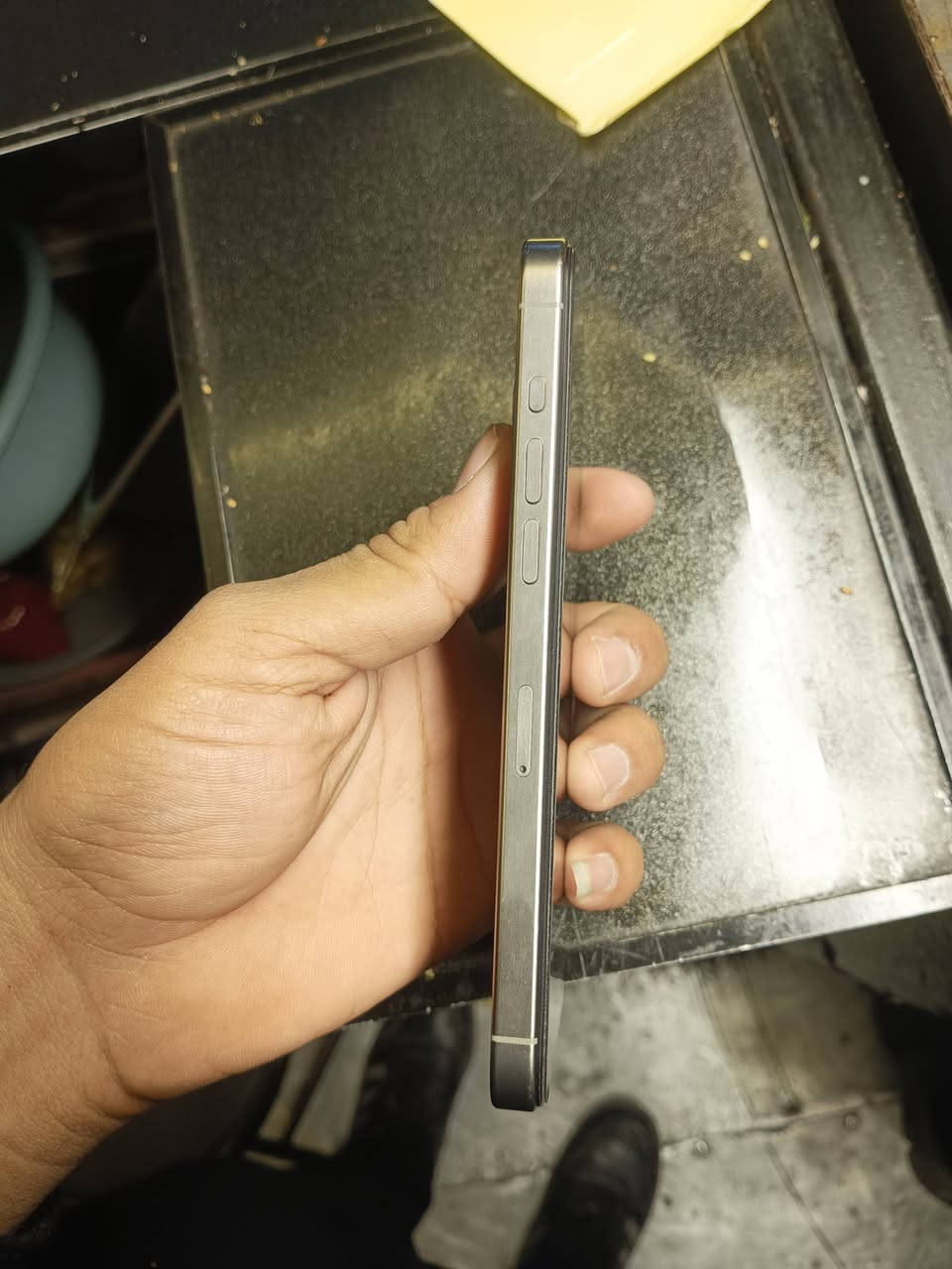 ايفون 15 برو ماكس
ذاكره 512                          سعر 750 بي مجال 
تك سيم                                *********** كورك
بطاريه 85                           *********** اسيا
نضافه التلفون 100/90
مبدل شاشه فقط  نوعيه اصلي
