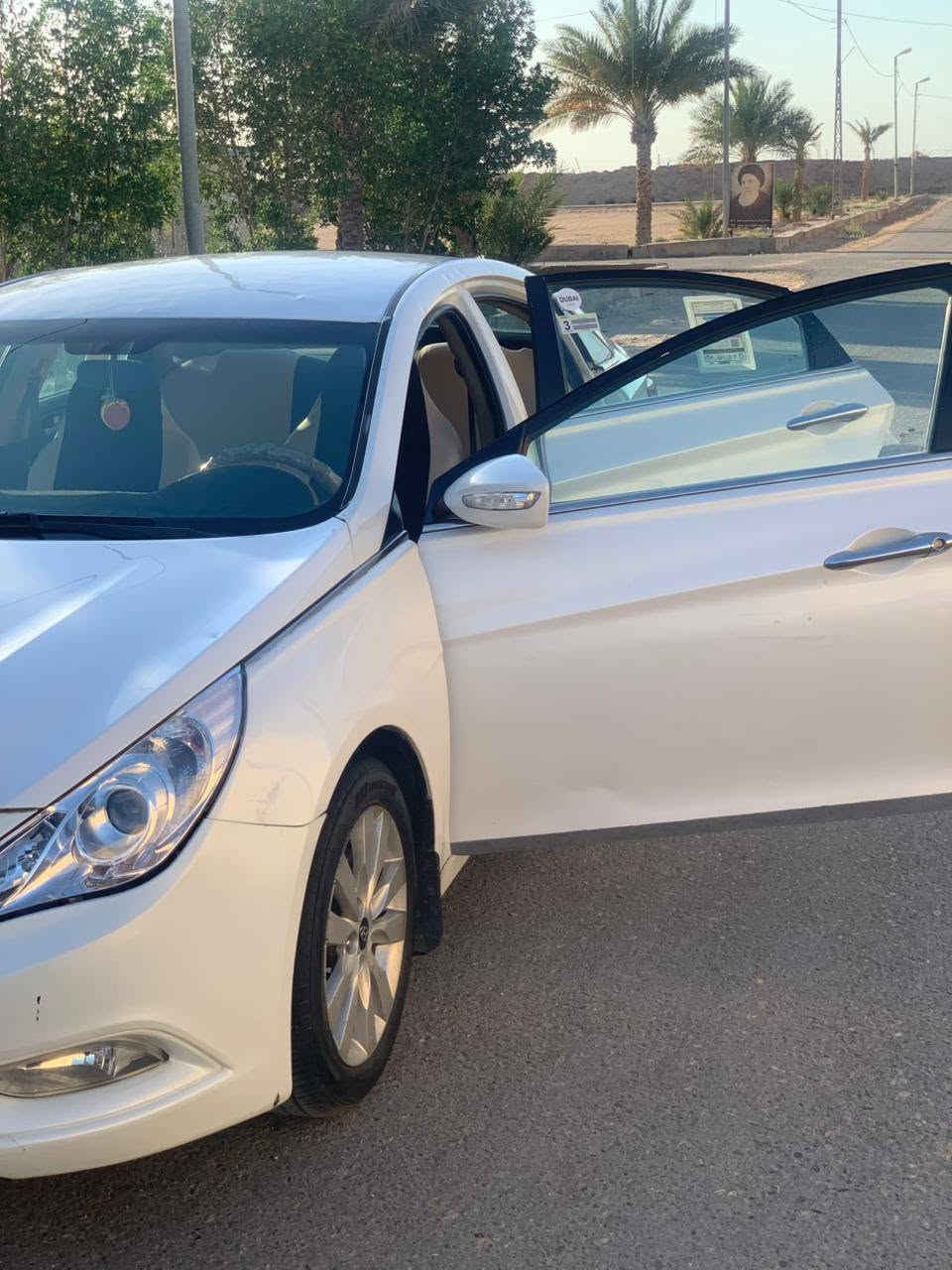 السلام عليكم
سوناتا موديل ٢٠١١ خليجي بيها تصليح كلش بسيط بمقدمة الشاصي يعني اقل من شبر  وشويه تعديل باللغد يعني لا كص ولا لحيم فقط تصليح وكلش بسيط تجي وتشوف بعينك اذا طلع غير هذا الكلام اني بخدمتك وتفحص سونار وين مايعجبك 
سيارة جاهزة من كلشي مكينه كير حداديه تبريد كله مكفول وخير من الله يعني سيارة ماتصرف عليها دينار تخم تاير جديد السيارة بيها ٣ قطع تبديل شركه اصلي وبيها قطعه وحده صبغ 
اخوان قبل لاتتصل اقرة المنشور زين اني كلشي ذاكره بالمنشور وماظام عليك شي يشهد الله السعر ٩٠ للاستفسار ***********

