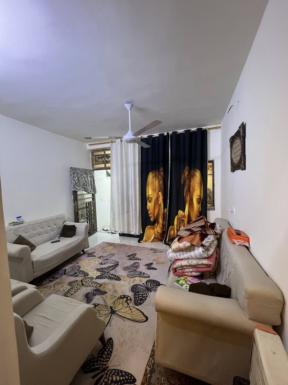 السلام عليكم بيت مساحه 40 متر طابقين غرفه فوك واستبقال  ومطبخ ابو دشير الشهداء قرب تقاطع علي العتابي 
***********
