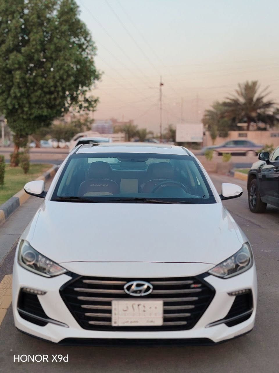 السلام عليكم
النترا سوبر خليجي2019 فول كفالة من الصبغ والتبديل والفتح 
فول مواصفات من عدا البصمة
فتحه حساسات تحكمات كامره 
باقي المواصفات المعروفه
رقم بغداد تحويل مباشر
محرك ٢٠٠٠ دوش 
ماشيه ١٥٢ الف
مكان بغداد السعر١٤٣$ بيها مجال

‭***********‬
