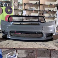 للبيع  دعاميت 125            ولايتات 225بيهن لايت زنون   07836100050