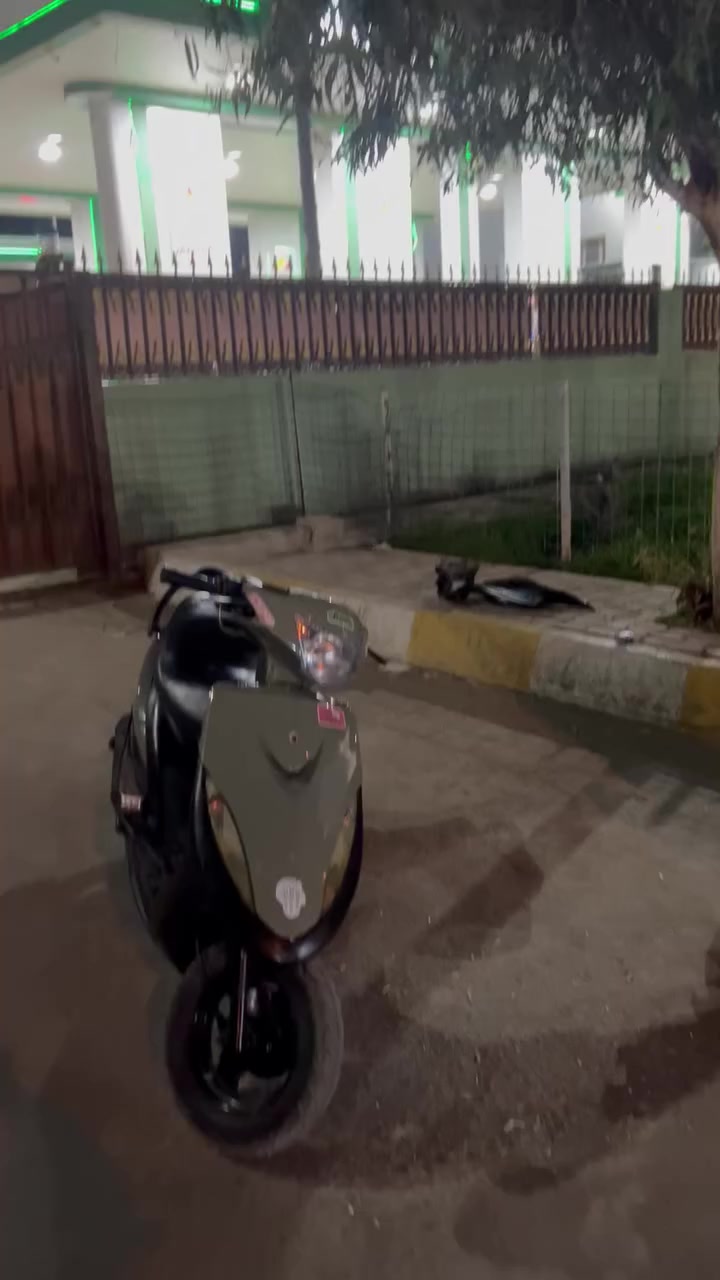 بوشه٥٥ مشيف جديد شلعه ومعدل فول
كهرباءيات كامل كيج سرعه كلشي شغال
دراجى كله مختم فقط كفرات مغير
عيبه بس سلف وكف ما يدير قوي دراجى هندر واحد شرط
سعره ٤٤٠ مال مستعجل


**إذا كنت صاحب هذا الإعلان وتريد حذفه لأي سبب، رجاءا أرسل رسالة إلى الدعم الفني**