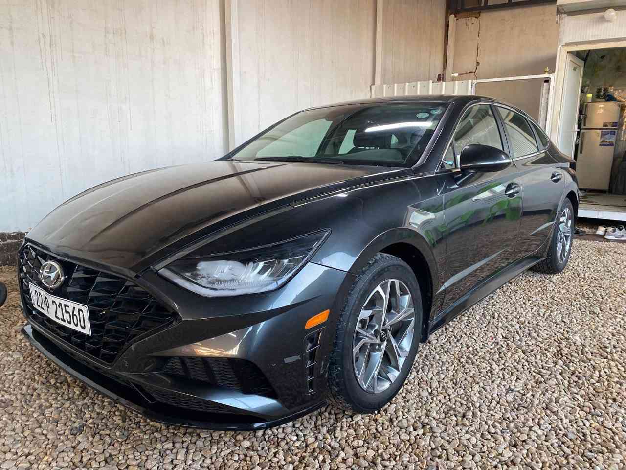 السلام عليكم
سوناته موديل 2023 سعر بلاش ومناسب جداً 
حادثه من امريكا فقط بارد بالبنيد 
واجه بيها كلير من امريكا صفحتين بدون دواخل بدون صبغ فقط كلير 
مرقم اربيل وكامل 
السياره فول الفول عده الفتحه والجلد 
رادار 360 كامره دواره ، كير بيانو ، تحكم جهتين شاشه 
ويل كب نجمه تخم تاير 
السياره جديده بمعنى الكلمه مابيها اي ضوه مشتغل بالدشبول 
تريد وكاله او مداور ماكو اشكال 
رقم شاصي KMHL64JA4PA322263
للاستفسار 
اتصل 
***********
