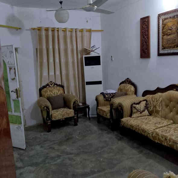 سلام عليكم بيت للبيع  اركوازي كيعان حجي وريا مساحه 120م 
اي استفسار 

***********
