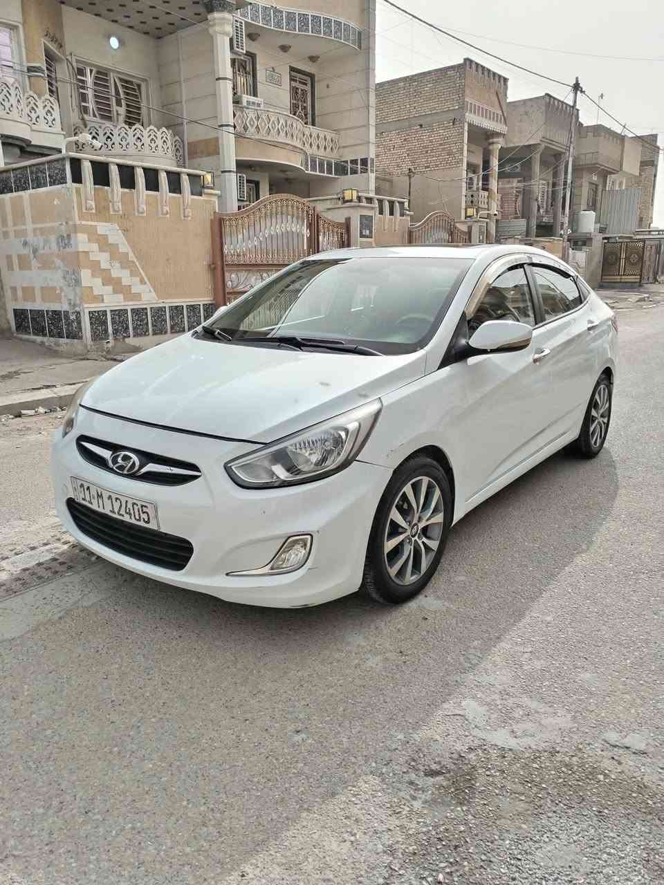 السلام عليكم للبيع اكسنت موديل 2015 خليجي مكينه 1600 بيه صبغ جاملغ الخلفي ودعاميات والباقي مكفول ماشيه 120 رقم بغداد السعر 97 السونار بلمنشور ***********
