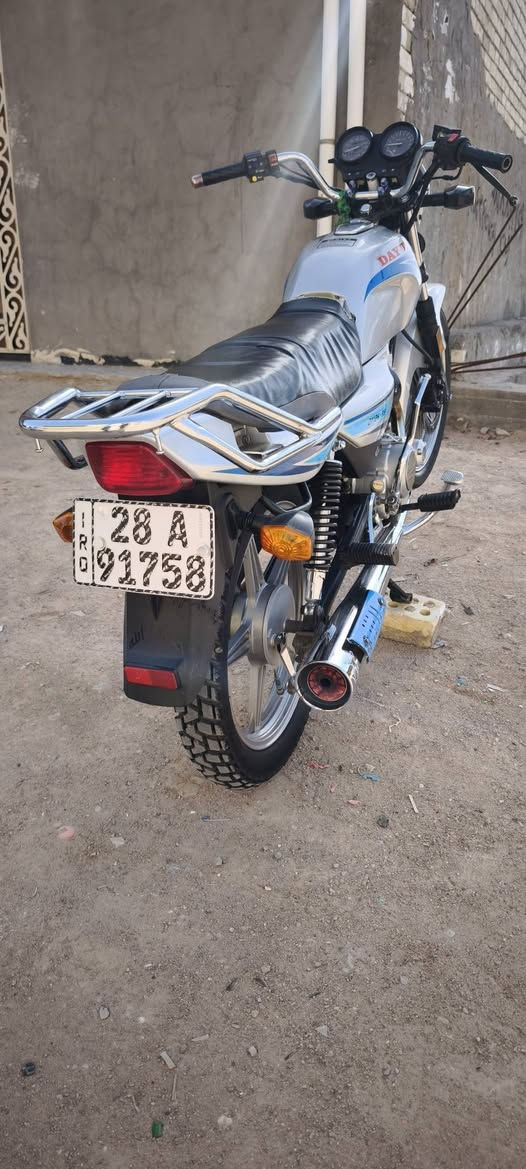 سلام عليكم
دايون عظم للبيع رقم و سنويه
دراجه نظيفة شوفت عينك ما عايزه شي
موديل 2018
سعرها 1300 و بيها مجال
مكان نجف 
اتصال خط و واتساب
***********
