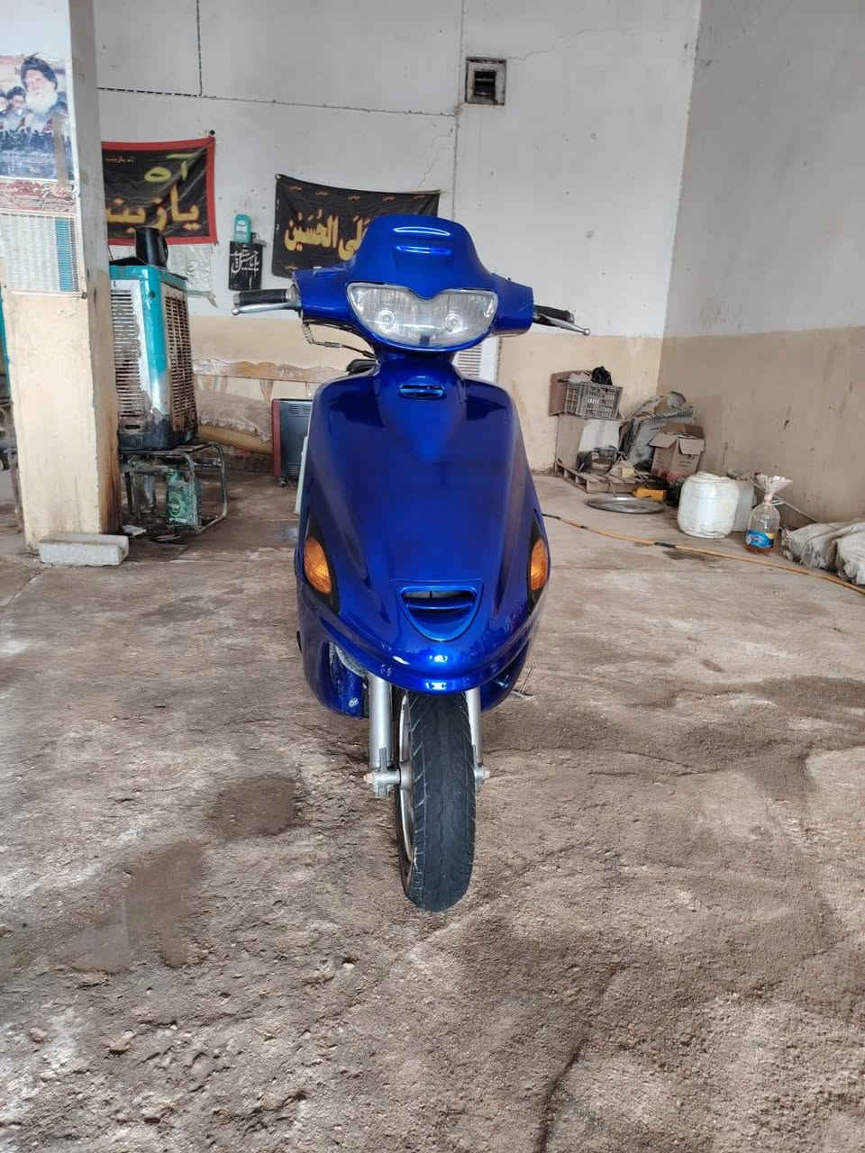 دراجة فراشه جديده حاويه  كهربائيّات كله شغاله السعر 550 بيه مجال رقم الهاتف (***********))
