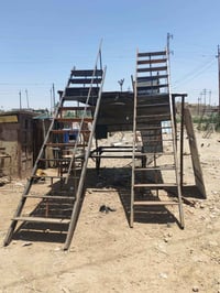 دروجة العدد ٤ الطول ٤  امتار ونص   العرض٩٠سم  السعر الواحد ٢٧٥ 0781116...