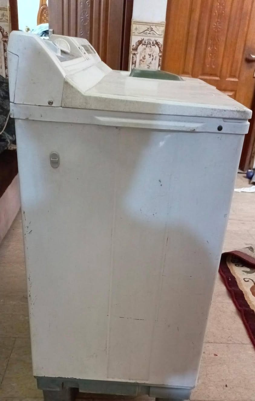 للبيع غساله هيتاشي اصلي ياباني جاهزة وعلى الفحص بدون اي ظرر وعلى الفحص غسل وتنشيف  السعر ب80 وبيها مجال بسيط ويوجد توصيل داخل بغداد بأجره على مشتري ***********
