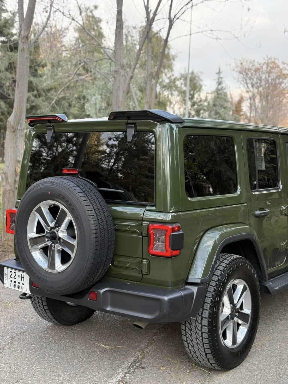 ﷽
سلام علیکم
جیب رانگلر سحارە jeep sahara 2021 
وارد : امریکی 
مودیل : ٢٠٢١
رقم اربیل 
لون عسکری 
مواصفات سحارە  میحتاج اوصفهم
بدون سبغ بدون ارباک 
٤ سلندر محرک مامفتوح 
سعر :  ٢٦٠٠٠ الف دولار  / ٢ شدتین و ٦٠ ورقە 

عنوان : اربیل   / رقم :*********** و واتساب

