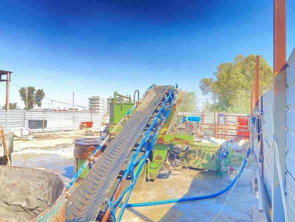 مكبس كاشي دوار اوتماتيك نوع طلاي مع محتوياته سعر مناسب الاتصال ***********
