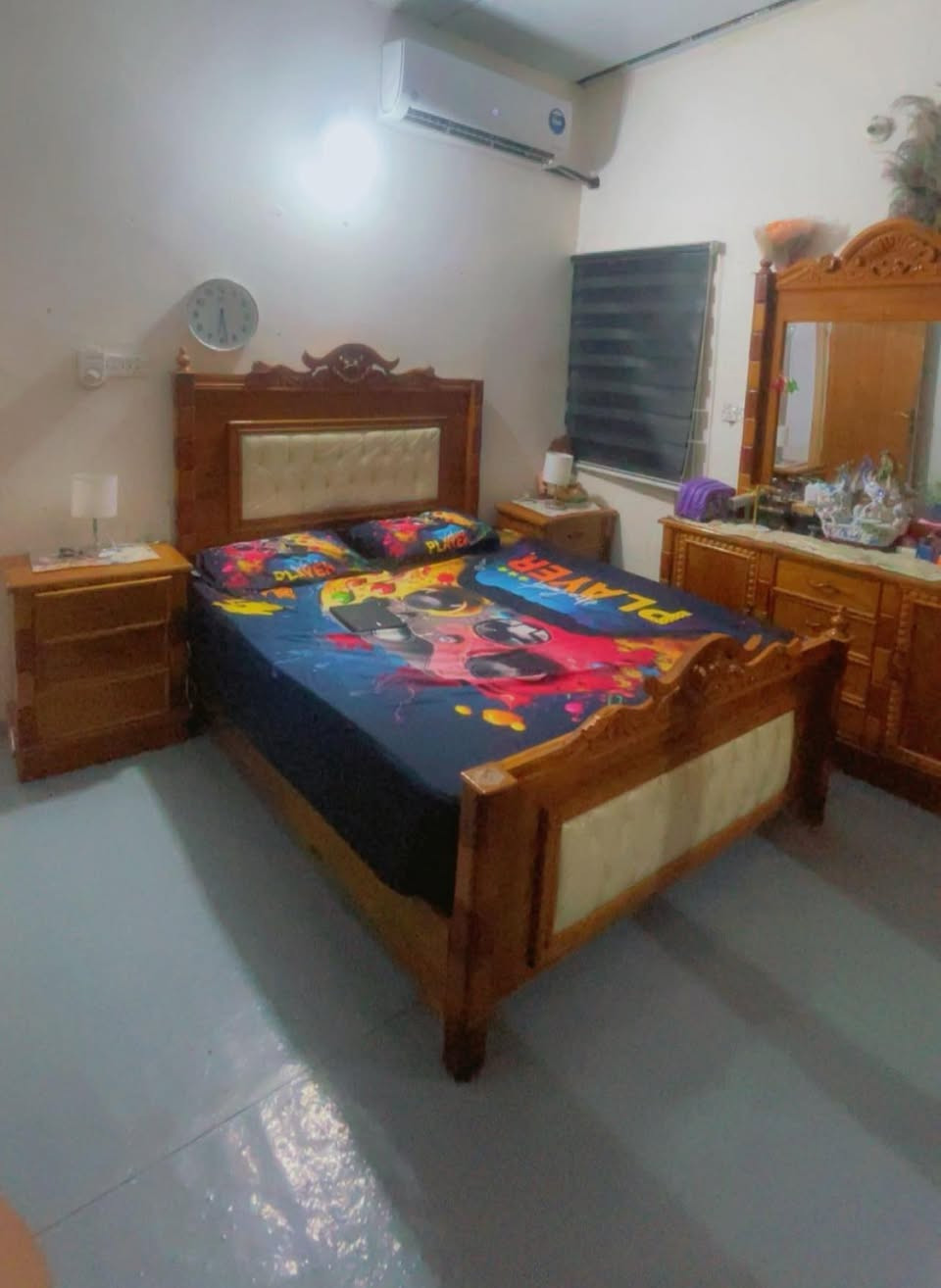 غراض بيت كامل البيع في الزعفرانيه***********
