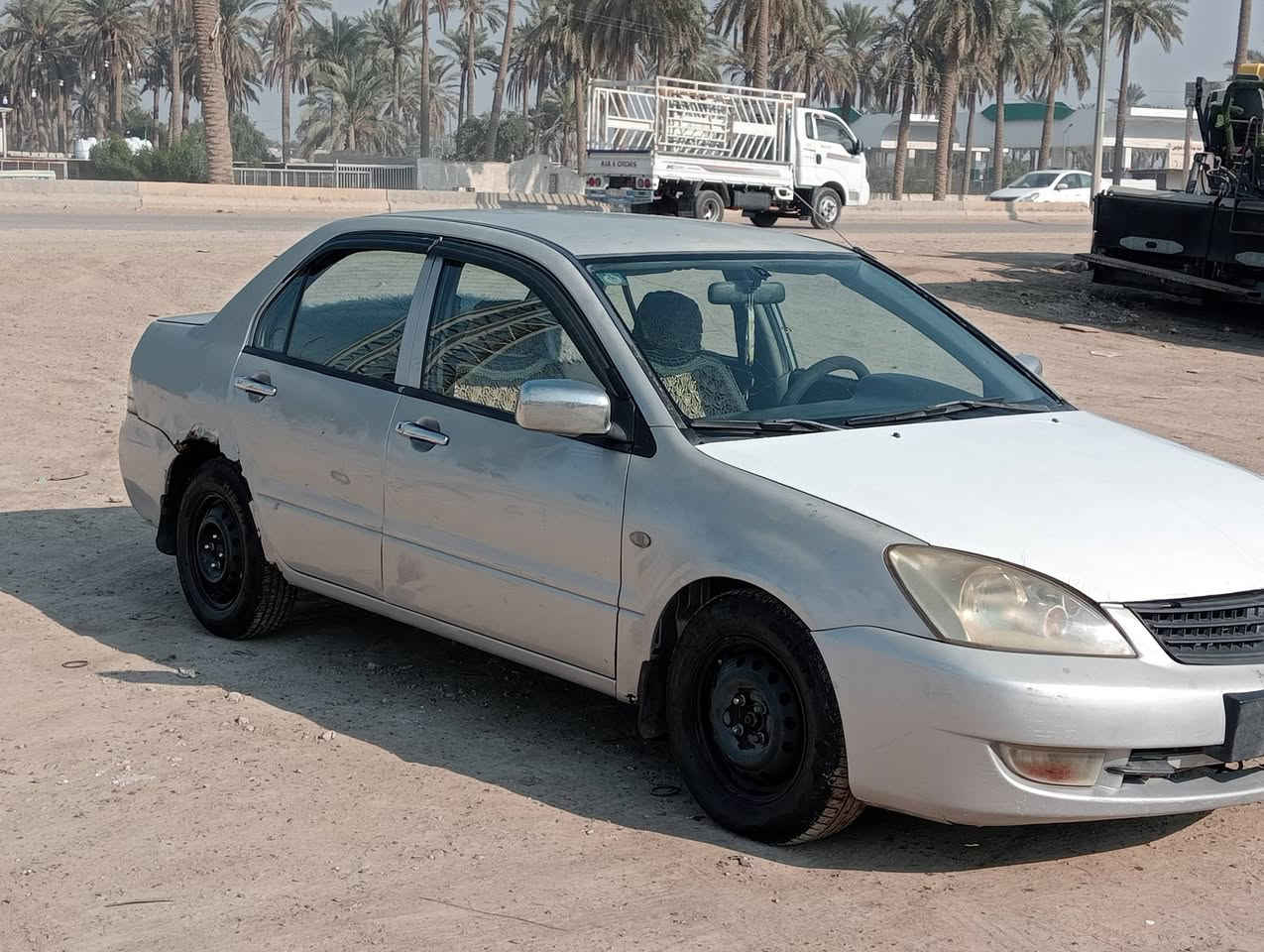 السلام عليكم لانسر موديل 2006رقم بغداد كير ومحرك مكفولات تبريد تلج حجم المحرك 2000 السعر 55ورقة مكاني بغداد رقم الموبايل ***********
