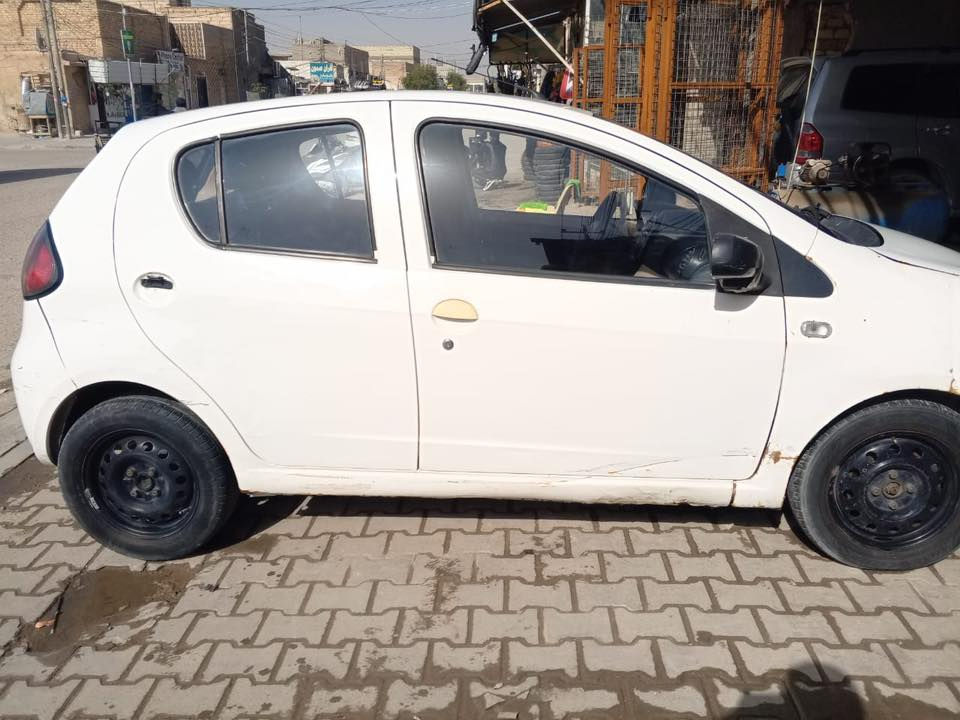 باندا نضيفه ٢٠١٣گير محرك كشر بحاله جيده مداور ثاني يوم ورقم الماني السياره نضيفه وجاهزه ومامتعوبه فقط للدوام اروح بيها شغلة عشر دقايق يوميه مشيها هذا حدها تبريد ثلج وتايرات جددللتواصل اللتصال علرقم ***********
