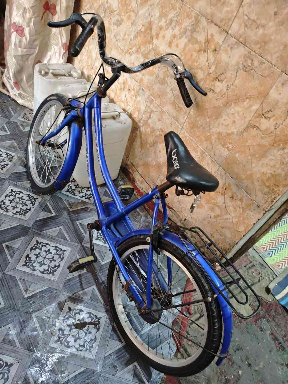 بايسكل بناتي حجم20 نظيف وكامل ملحقاتة بريكات قفل مال تاير سيباية كامل نظيف سعرة50 وبي مجال مكاني بغداد الشماعية رقمي ***********
