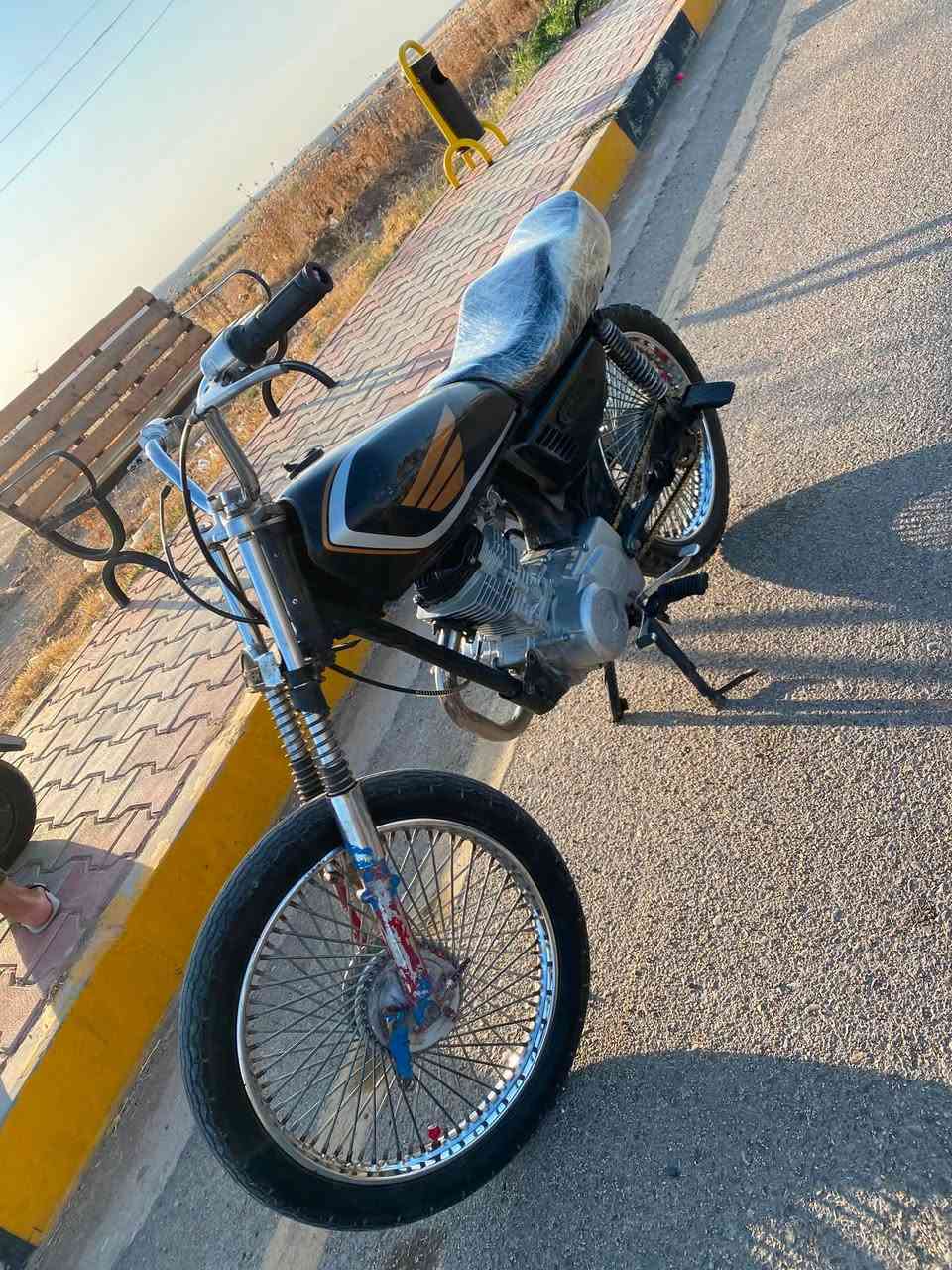 سلام عليكم ماطور خمس تسعات ماطور مثل ما موضح بالصورة ماطور يدخن 2018الرقم ***********
