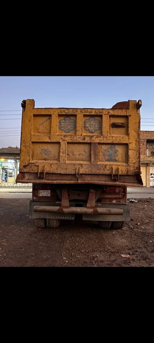 بدي للبيع طوله 5,50 ملكوط خياساته كله ونجه نضيف مكانه عماره
رقم الهاتف ***********
