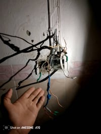 فني كهرباء • تأسيس دور سكنية • صيانة اعطال