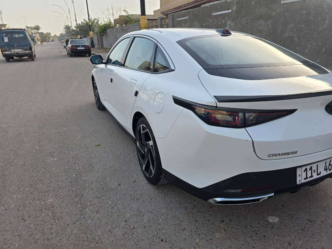 السلام عليكم 
شان جان 
للبيع او مراوس
 ايدو بلاس 
 موديل 2025
محرك 1500 تيربو
 سياره في اي بي واحد على واحد فول مواصفات
 سياره بضمان الشركه 
على وضع الشركه مكفوله كفاله عامه 
من البارد ومن الصبغ ومن الضربه
 بها شخط فقط بالباب العكس السائق كما موضح بالصوره
 سياره ماشيه43
سياره باسمي مكاني بغداد ابو غريب واي استفسار الاتصال على الرقم
***********
***********
