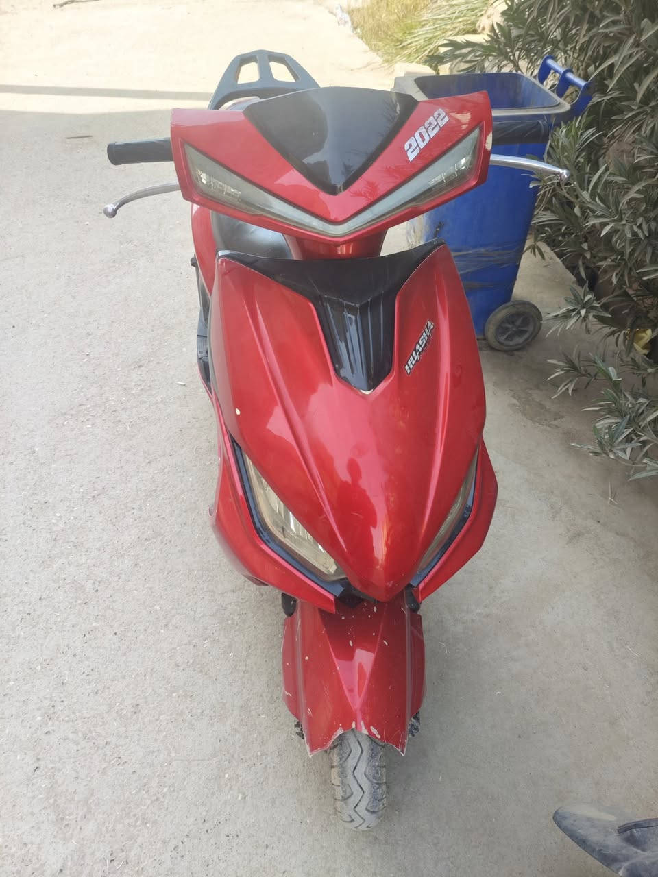 للبيع دراجه هايسا موديل 2022 شغاله  ب170وبيها مجال 
***********
