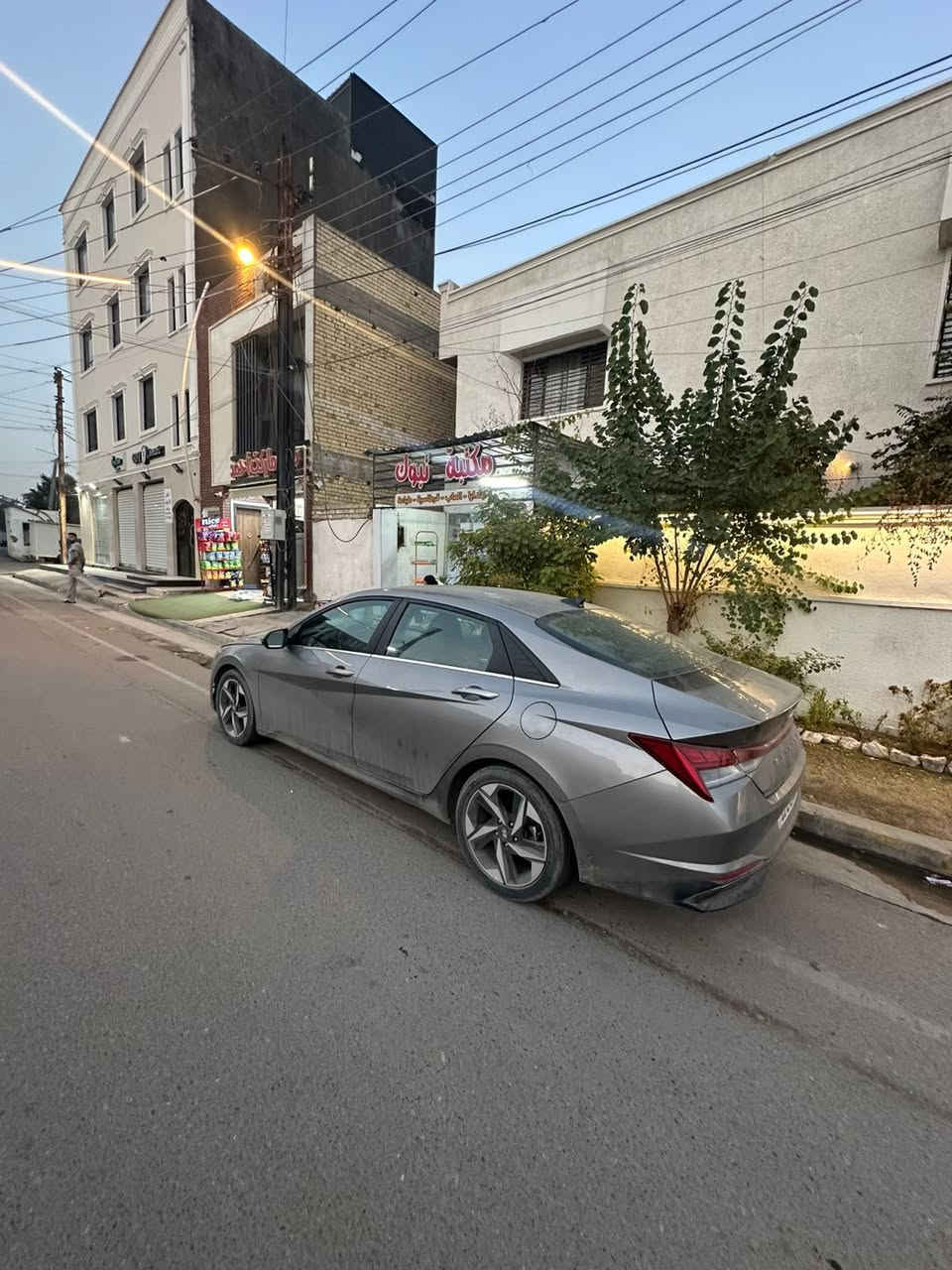 السلام عليكم النترا للبيع موديل 23 هايبرد ضربتها مثل ما موضح جدا خفيفه وما واصله لدعامية بك لايت مجرد فطر وشغال طبيعي جدا ليمونا هذا للستفسار الاتصال على الرقم ***********
