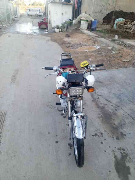 سلام عليكم تايكر مديل ١٨ اوراق اصولي مكفولة كفالة عامه شلعه تشك الكاع ما نقص برغي مكان محاويل رقمي‏‪***********‬‏ سعر ٣٨٠
