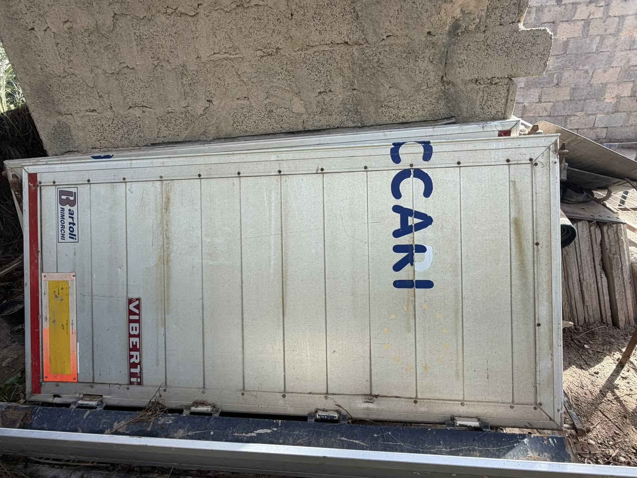 ابواب جادر فافون ثقيل  للبيع
***********
