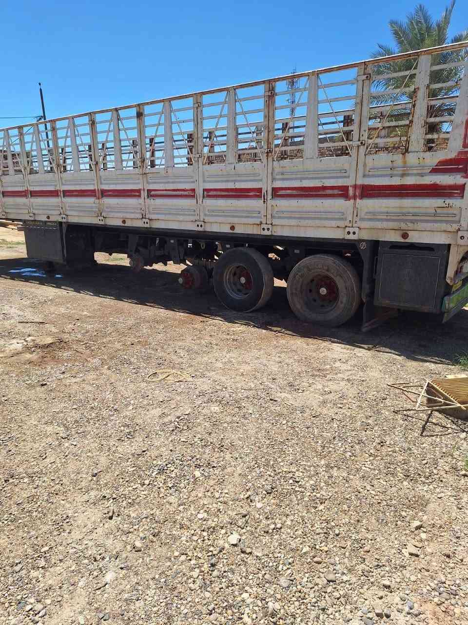 عربانه حداديه 13.60 اجناب 187 خمس محاور مكفوله كفاله عامه مثل ما واضح بصوره العنوان الانبار الرمادي ابو طيبان السعر 140 والشراي اله شوفه غير متواجد على الفيس للتواصل صاحب العربانه ***********
