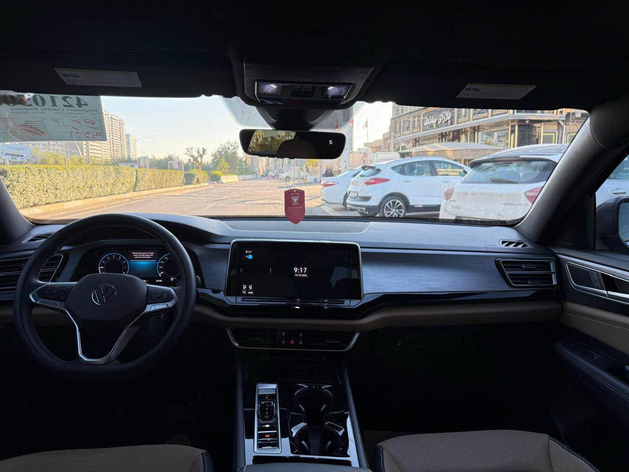 🚘 بۆ فرۆشتن | 2024 ڤۆڵکسواگن ئەتڵەس کرۆس سپۆرت

✨ تریم: 2.0T SE لەگەڵ تەکنەلۆژیا

🎨 ڕەنگ: خۆڵەمێشی

⚙️ بزوێنەر: 2.0L تۆربۆ – 4 سلندەر

🕹️ گێڕ: ئۆتۆماتیکی

🚗 Drivetrain: درایف ویل پێشەوە (FWD)

📏 کیلۆمەتر: تەنها 8,321 میل (13,392 کم)

⭐ تایبەتمەندییە سەرەکییەکان:

• چوونە ژوورەوە و دەستپێکردنی بێ کلیل
• شاشەی تاچ و سیستەمی ئینفوتاینمەنتی مۆدێرن
• ئەپڵ کارپلەی و ئەندرۆید ئۆتۆ
• کامێرا و هەستەوەرەکانی دواوە
• سیستەمی سەلامەتی و یارمەتیدانی شۆفێر
• کورسی ئارام و ناوەوەی فراوان
• دیزاینێکی وەرزشی و مۆدێرن

🔧 هاوردەکردنی ئەمریکا. زیانەکان لە لای ڕاست و دواوەی ڕاستە.

🔑 کلیل لەگەڵدایە

🚙 دۆخی زیادکردن: Run & Drive

📄 بەڵگەنامەی ناونیشان بەپێی تۆماری زیادکردن: ئەسڵی – تەکساس

🔎 VIN: 1V2JE2CA4RC248607

📩 بۆ پرسیاری نرخ و وردەکارییەکان، تکایە پەیوەندیمان پێوە بکەن بە 
What’s up / ***********

🚘 للبيع | Volkswagen Atlas Cross Sport 2024

✨ الفئة: 2.0T SE with Technology
🎨 اللون: رمادي
⚙️ المحرك: 2.0L Turbo – 4 Cylinder
🕹️ ناقل الحركة: أوتوماتيك
🚗 نظام الدفع: أمامي FWD
📏 المسافة المقطوعة: 8,321 ميل فقط ≈ 13,392 كم

⭐ أبرز المواصفات:
• تشغيل ودخول بدون مفتاح
• شاشة لمس ونظام ترفيه حديث
• Apple CarPlay وAndroid Auto
• كاميرا خلفية وحساسات
• أنظمة أمان ومساعدة للسائق
• مقاعد مريحة ومساحة داخلية واسعة
• تصميم رياضي وعصري

🔧 السيارة وارد أمريكي، والضرر المسجل في الجهة اليمنى والخلفية اليمنى.

🔑 المفتاح موجود
🚙 حالة المزاد: Run & Drive
📄 وثيقة الملكية حسب سجل المزاد: Original – Texas

🔎 VIN: 1V2JE2CA4RC248607

📩 للاستفسار عن السعر والتفاصيل، يرجى التواصل عبر 

What’s up / *********** أربيل, العراق
