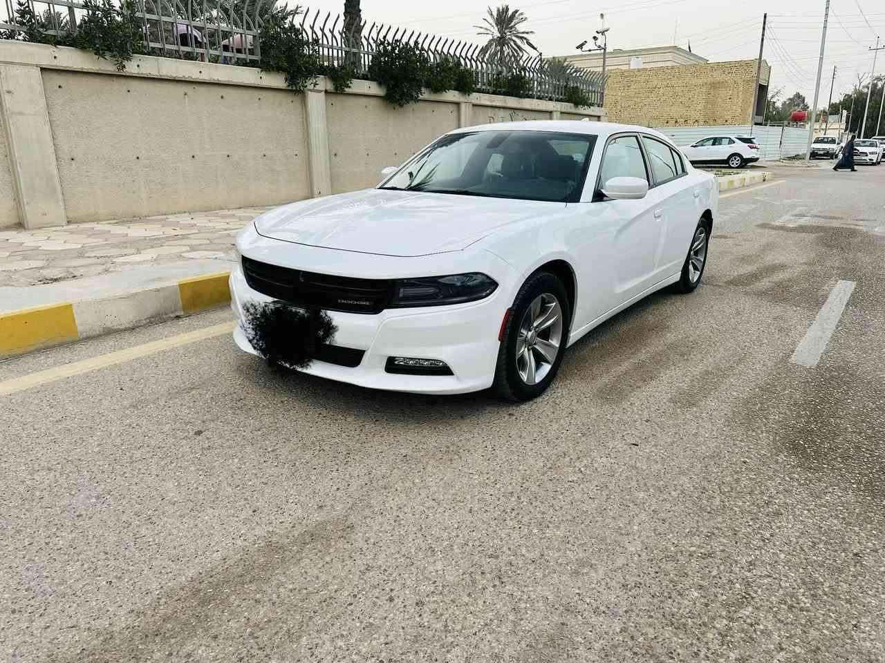 جارجر 2018
رقم شمالي 
وراد كندي كفاله عامه
ماشيه قليل
سياره جديد كلش
سعر 235
***********
