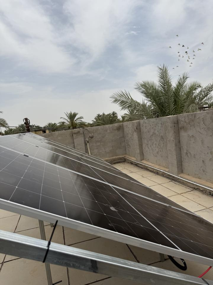 قاف سولار للطاقة الشمسية المتجددة ☀️

تم نصب منظومة طاقة شمسية متجددة بقدرة:

🔹 نهاري: 2.3 كيلو واط
🔹 ليلي: 1.2 كيلو واط

مكونات المنظومة:

✅ الألواح: 5 ألواح Longi Hi-MO X10 بقدرة 650W
🔸 ضمان 10 سنوات

✅ الانفيرتر: Deye Off Grid IP65 6K
🔸 ضمان 5 سنوات

✅ بنك البطاريات: Deye 5K
🔸 ضمان 5 سنوات

✅ بورد الحماية: HA-24Way IP65

قاف سولار… حلول طاقة شمسية مستدامة 🌿
***********
***********
#طاقة 
#طاقة_شمسية 
#عيد
