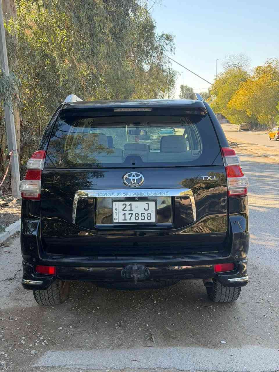 السلام عليكم برادو موديل 2011 معروضه 182 وبيه مجال بسيط رقم سلمانيه باسمي سنويه هزه كله جديد تحويل مباشر مكينه 2700 تبريد ثلج سياره صدر امامي خلفي جديد تخم تاير جديد سياره جاهزه كل نقص مابيه مواصفات سياره 7 راكب 3قطع تبريد فور ويل شاشه كبيره مري شفط اشاير بلمري وبعد بيه هواي مواصفات ((((( سياره بيه صبغ جاملغ امامي + نص بنيد كلير بدون دواخل )))) مكان سياره بغداد الاستفسار *********** خاص مغلق شراي يتصل يالله
