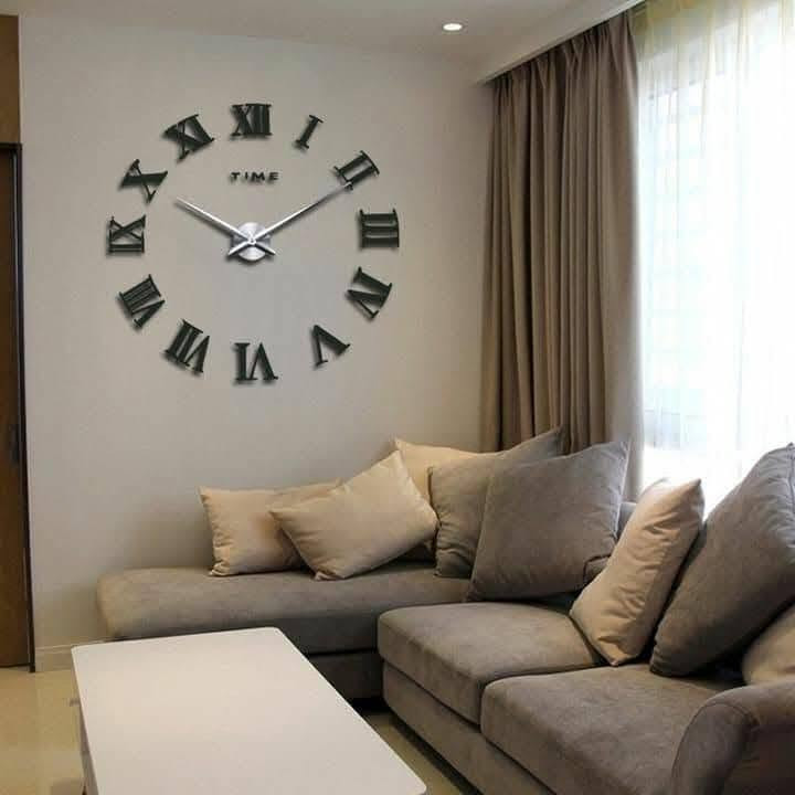 ساعات لاصق بتصميم مميز وعصري وباسعار مناسبه الشراي الاتصال ***********
