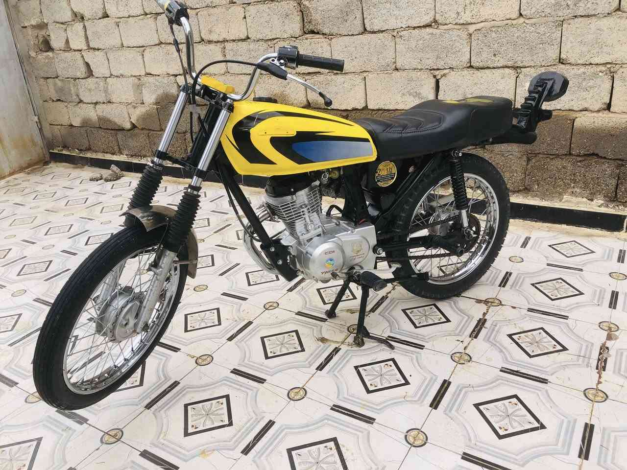 سلام عليكم دراجه كلك مراوس كلش نضيفه بيه شلعه مو طبيعيه مبدل بس ولفات مكاني شطره خاص مفتوح واتساب مفتوح ***********
