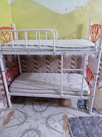 جرابي طابقين للبيع كلشش نضيفه بسعر مناسب مع دوشكين 07804915220