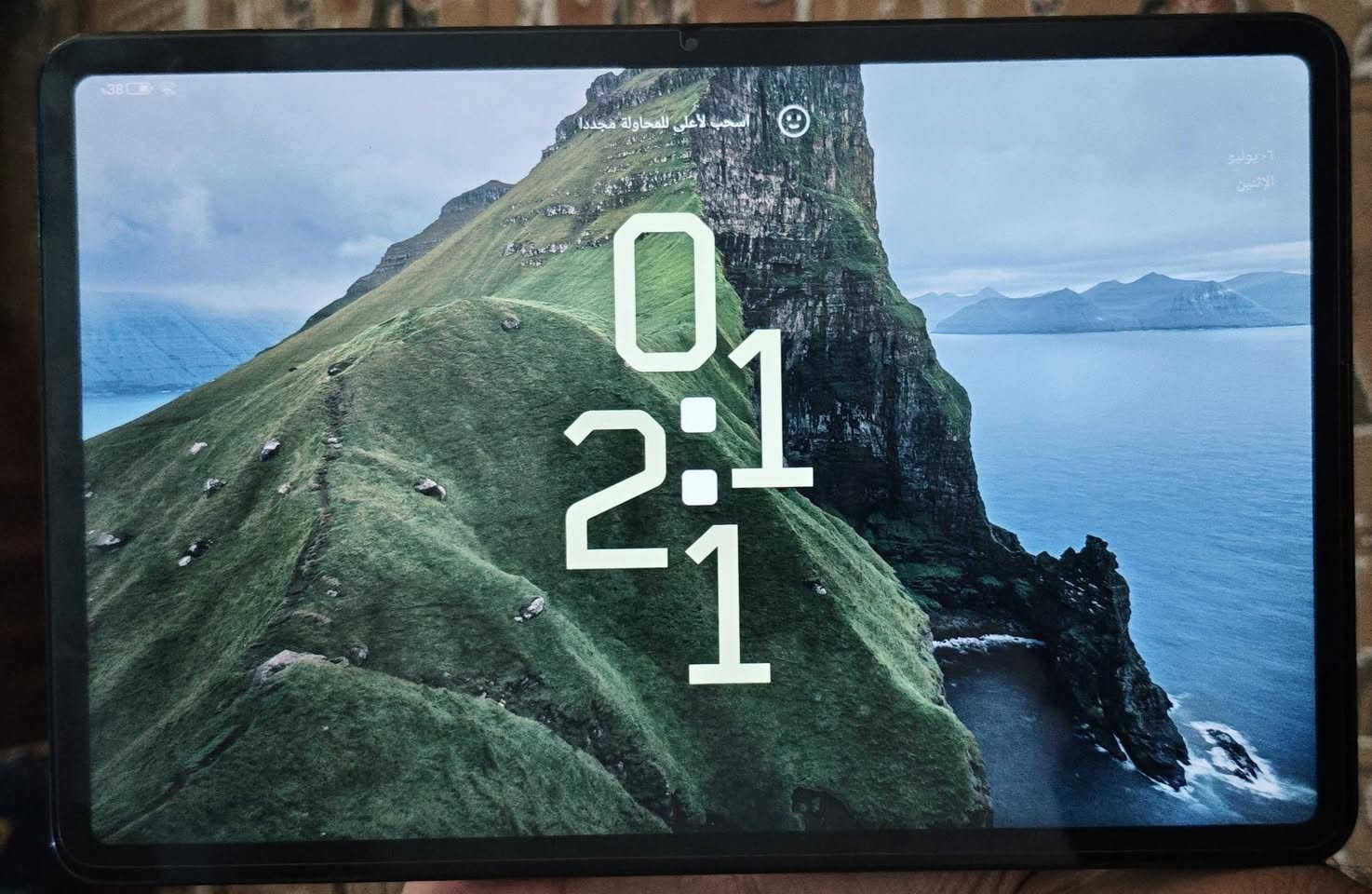 للبيع ايباد شاومي باد 6 (Xiaomi Pad 6)  جهاز نظيف جدا مع كفر دفتري
الجهاز اخو الجديد وما بيه اي شخط 
اشتريته قبل سنة للدراسة وجان استخدامي بس بفترات الامتحانات وحاليا تخرجت والحمد لله وبعد ما احتاجه فقررت ابيعه 

مواصفات الجهاز:
الذاكرة 256 گيگا والرام 8 گيگا
البطارية: بسعة 8840 ميلي أمبير، وتدعم الشحن السريع بقوة 33 واط
المعالج: Snapdragon 870 (سريع جداً بالاستخدام والألعاب ويشغل 120 فريم بالبوبجي)
الشاشة: 11 بوصة بتردد 144Hz
الجهاز بكارتونته الأصلية ويا شاحنته الأصلية
يجي وياه كفر حماية نوعية جيدة جدا راح يكون هدية وية الجهاز
السعر 350 الف وبيه مجال بسيط للشراي
مكاني سماوة حيدرية
الشراي يجي خاص او يتصل ***********
