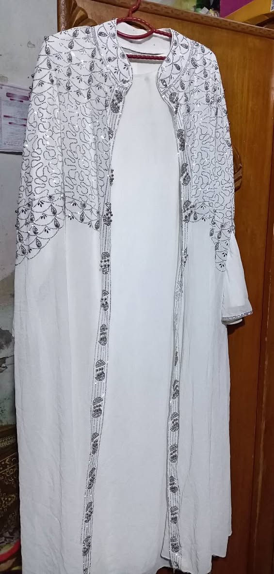 سلام عليكم عندي بدلات بنا يموتون بلبس قيمي وخذيهن نضيفات لبسه وحده فقط


**إذا كنت صاحب هذا الإعلان وتريد حذفه لأي سبب، رجاءا أرسل رسالة إلى الدعم الفني**