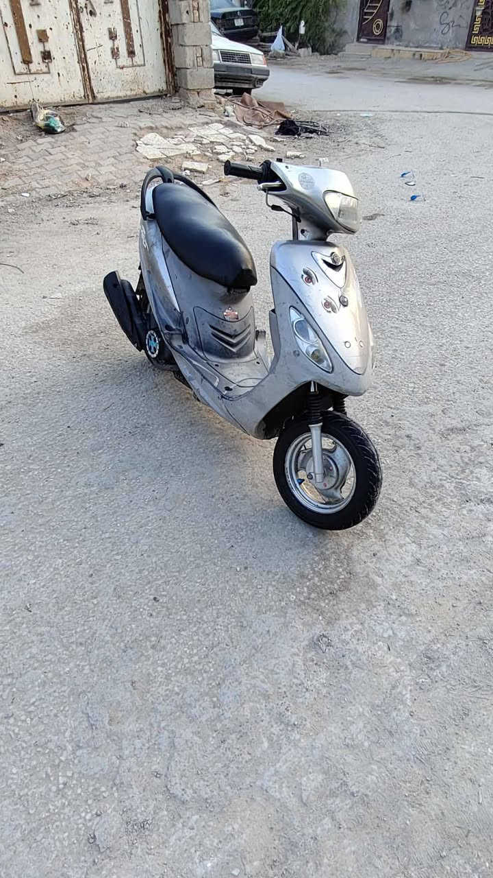 سلام عليكم دراجه ماكس منغولي للبيع كلشي شغال بيهه الستفسار *********** أو مراسلت الصفحه
