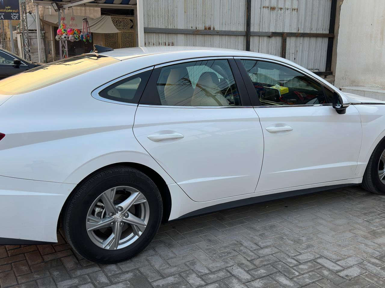 السلام عليكم 
سوناتا  ٢٠٢٣ 
وارد امريكي
ماشية ٤٢ الف حقيقي 
حادثها كما موضح بالصورة 
رقم بصرة تحويل مباشر
السعر ١٦٥ وبيها مجال
العنوان البصرة الاصمعي
***********
***********
