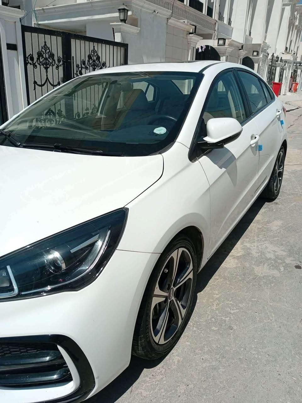 سڵاوتان لێبێت 
چیری ئەریزۆ ٥ ٢٠٢٤ فول مواسەفات دەرەجە ١ لەم مواسەفاتە زیاتر نیە 
سەیارەکە زۆر جوانە زۆر پاکە بەنزینی باش و رۆنی زۆر باش هەموو شتێکی تازەیە پرسیاری خەلەل و نوقسانی مەکە 
*********** السليمانية, العراق
