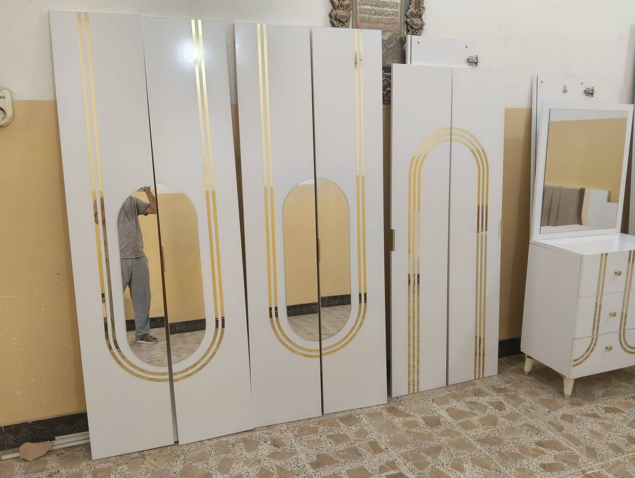 غرفة تركيه نضيفه كلش 5 قطع مجرات هودرليك وصبغ حراري اصلي وبرقي جوي حديد السعر 375 وبيه مجال بسيط اتصال علا الرقم/***********/***********/ مكان فلوجه
