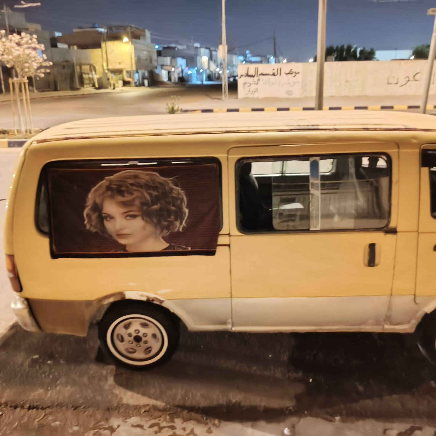 لبيع 63وبيها مجال***********2رقم تصال
