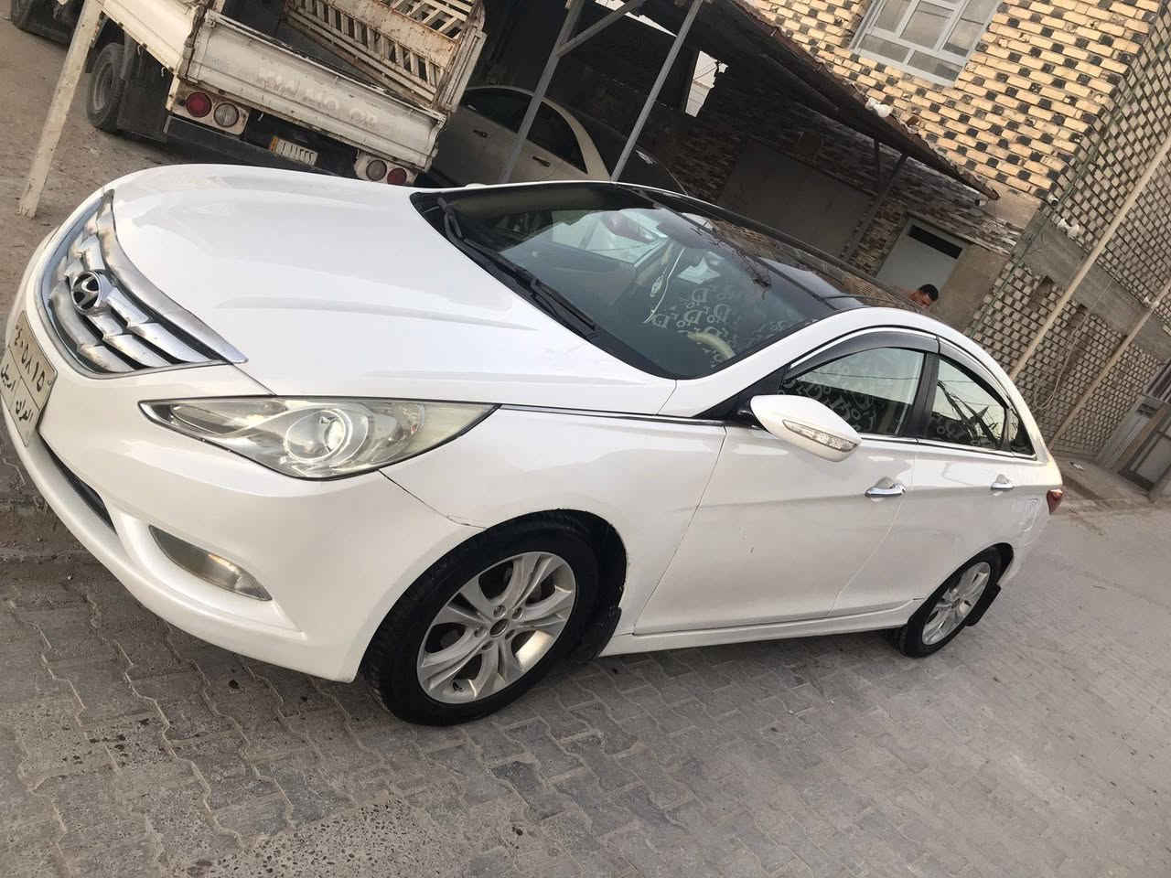 سوناتا خليجي موديل الفين وهدعش بانوراما ضرر فقط باب السائق محرك الفين واربع ميه سيار مكفولة كير ومحرك
سعر ثنين وعشرين للشراي بيه مجال ***********
