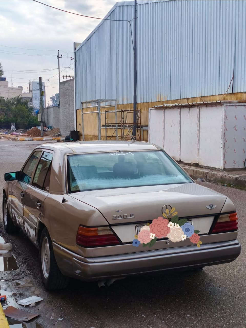 للبيع للبيع  مارسيدس دب 300 السياره كلها شرط وبلادي فقط قاعده الدبل الاماميه مبدله مكان السياره صلاح الدين قضاء العلم 
السعر 60$ وبيها مجال للاستفسار اكثر الاتصال ***********
