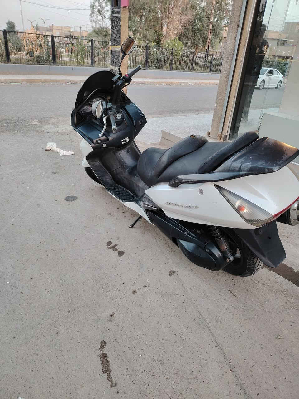 سلام عليكم سلفر ونج 600 مكينه شلع معدل مكفوله برغي ما مفتوح  اوفر شغال اي بياس ستان كهرباي نعمه درجه جهزه ما بيه اي نقص  لسعر 15 مكاني بغداد زعفرنيه رقمي *********** لبيع او مروس
