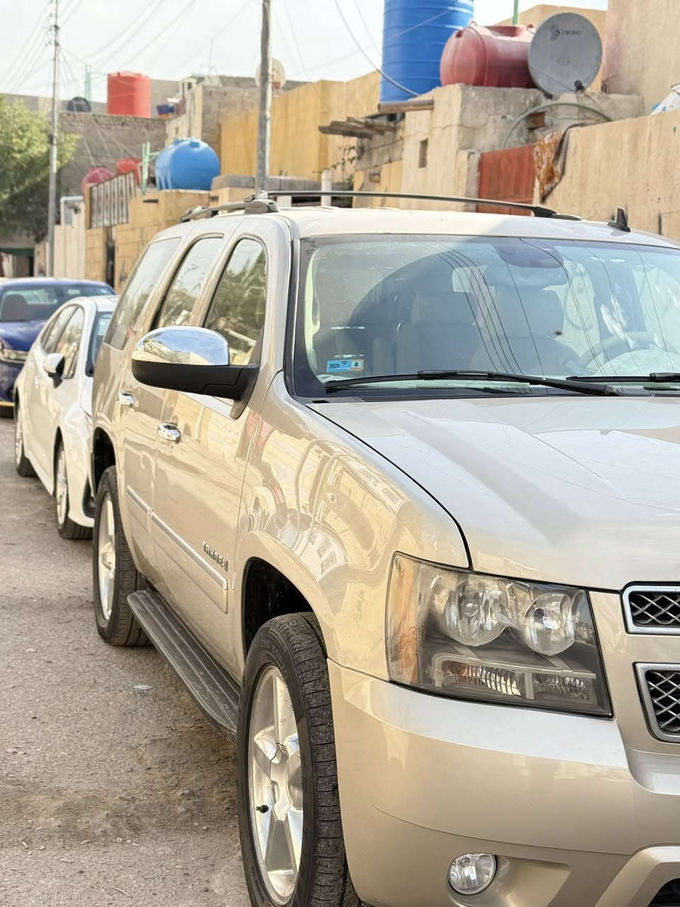 سلام عليكم ادوات ادوات
تاهو LTZفول مواصفات
كفاله كصه مكينه كير حداديه 
سياره جديده 
كفاله حداديه 
تخم تاير جديد 
مكفوله من الفتح دخول جديد السياره 
سياره فتحه سقف 
شاشه شاديله 
عنوان السياره بصره
السعر ٩٠ورقه وبيه مجال 
***********
