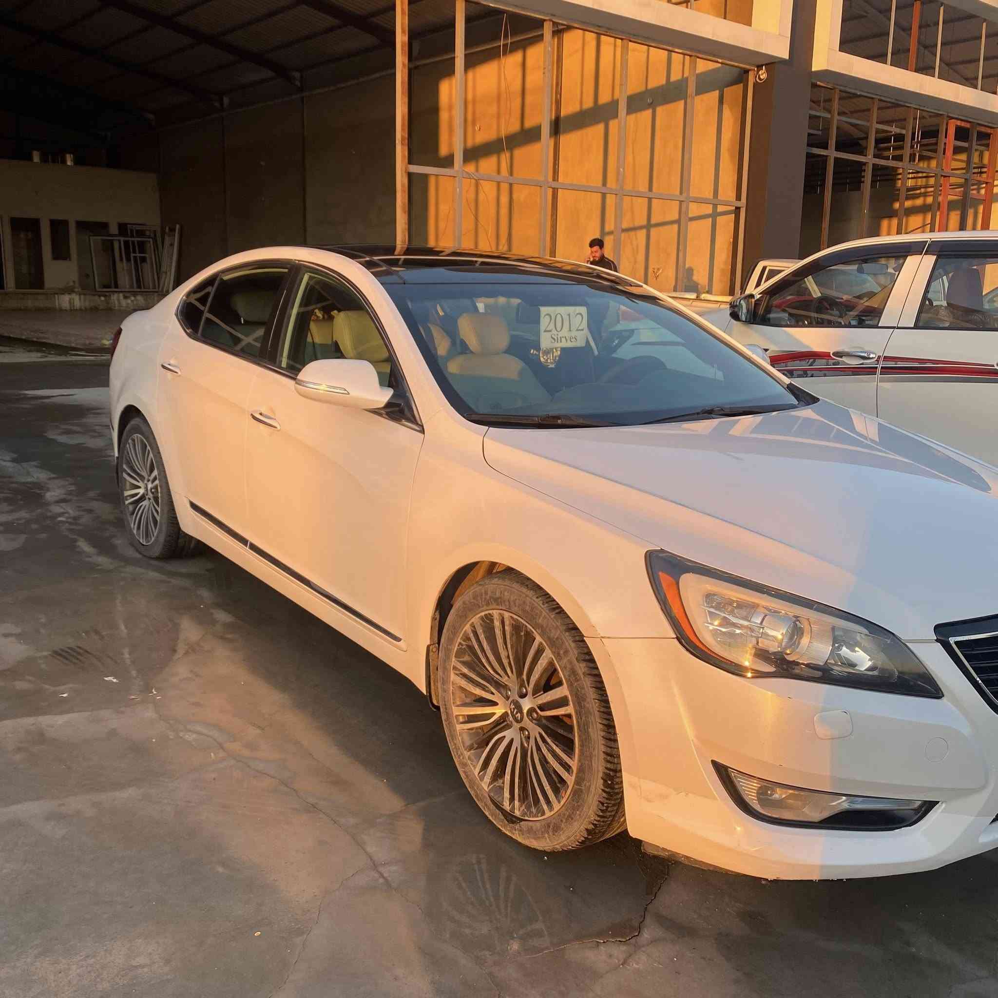 للبيع كيا كدنزا    موديل 2012   فول 1/1رقم اربيل جديد سنويه نافذه الى 27للأ  ستفسار الاتصال. على رقم ***********
